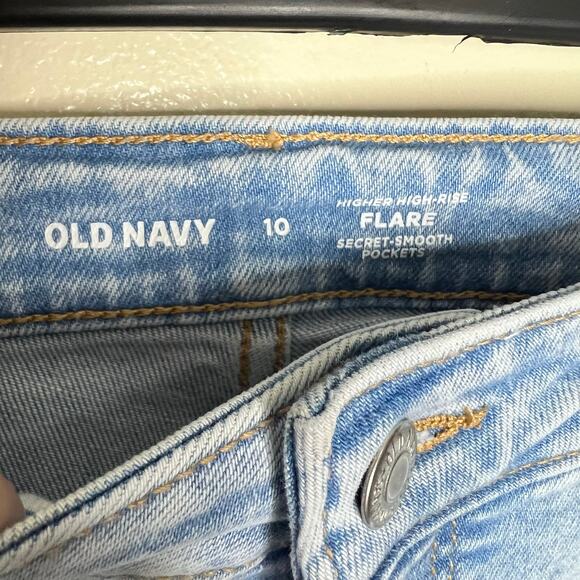 Old Navy Higher High Rise Flare Jeans 10 Secret Smooth Pockets Distressed Ripped - Picture 5 of 7